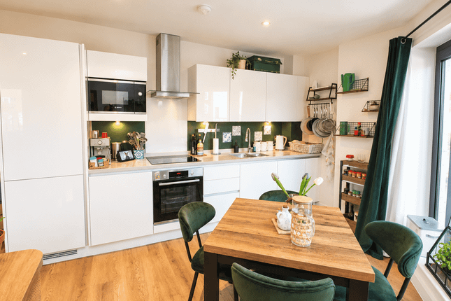 Apartment 2, 25, Leys Avenue, Letchworth Garden City photo 4