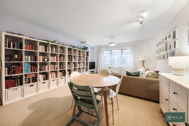 Flat for sale in Plough Close, London
