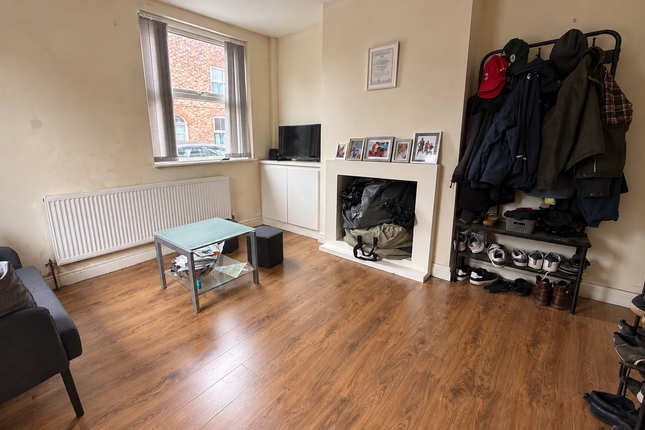 17A, Hatton Street, Macclesfield photo 2