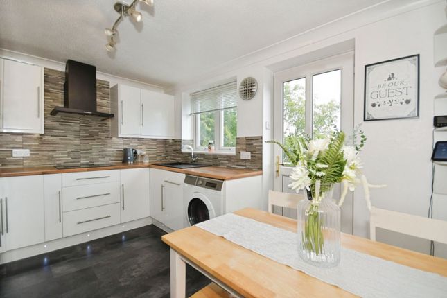 24, Brockhall Rise, Heanor photo 4
