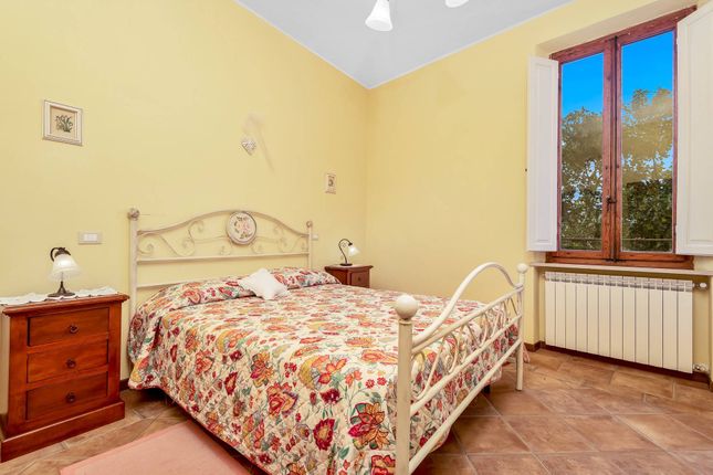 Villa for sale in Via Tinaia, 1, Montecarlo, It