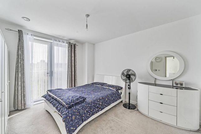 Grahame Park Way, Colindale photo 4