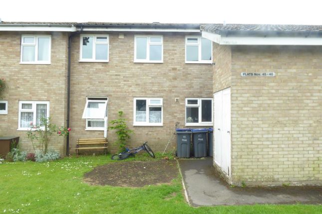Thumbnail Flat to rent in Dogridge, Purton, Swindon