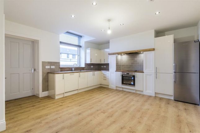 38, Wellington Road, Ilkley photo 2