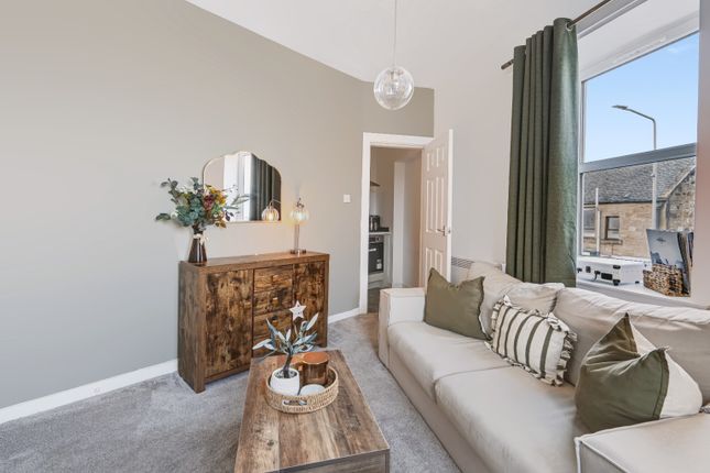2/11 East Main Street, Armadale, West Lothian photo 4