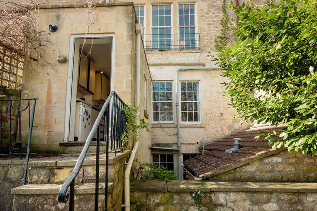 Flat to rent in Belmont, Bath