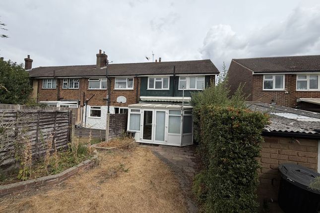 37, Mounts Road, Greenhithe photo 3