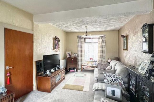26 Oakfield Terrace, Bridgend photo 2