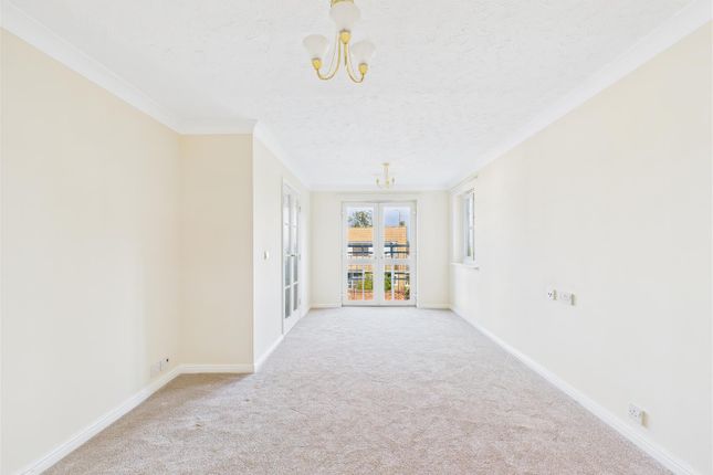 16 Hudson Court, Barrow Lane, Hessle photo 2
