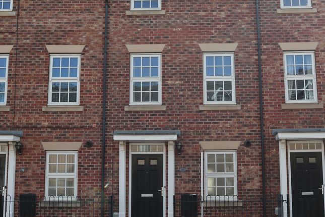 Thumbnail Terraced house to rent in St. Nicholas Road, Beverley