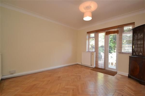 4, Galata Road, Barnes photo 4