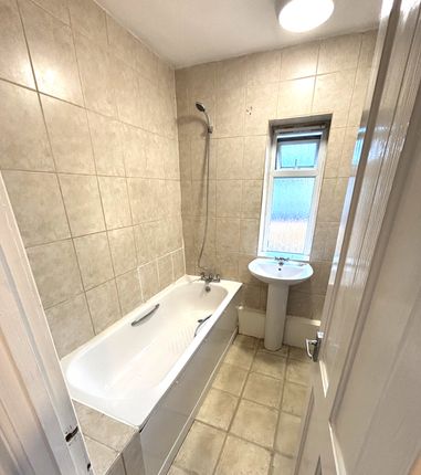189, Morden Road, Mitcham photo 5