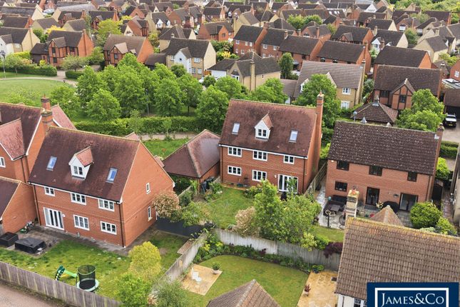 11, Woodlands Walk, Dunmow photo 4