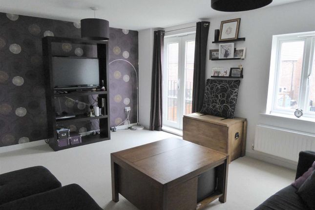 52, Dunlop Avenue, Leeds photo 2