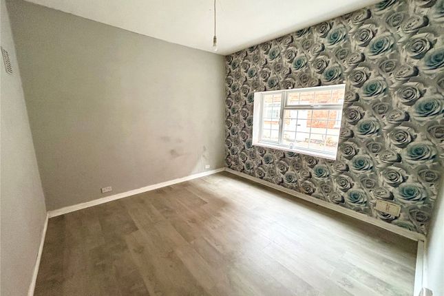 Flat 8, The Mews 15-17,, North Street, Warwickshire photo 4