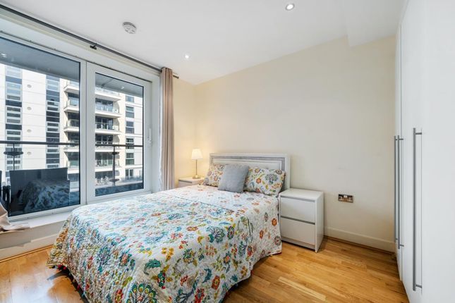 Flat for sale in Marina Point, Imperial Wharf