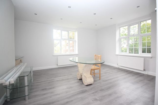 Thumbnail Flat to rent in Kings Drive, Wembley