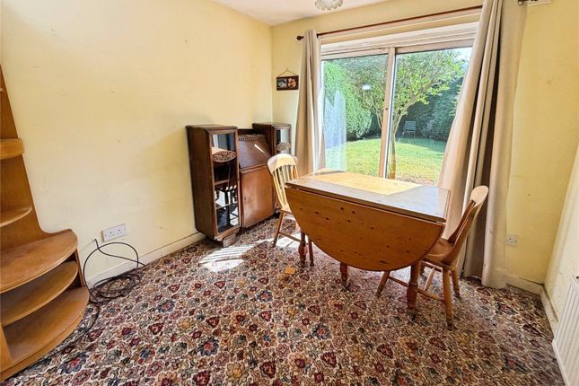 25, Sunningdale Close, South Yorkshire photo 4