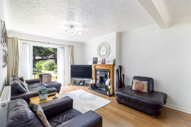 29, Binyon Crescent, Stanmore photo 4