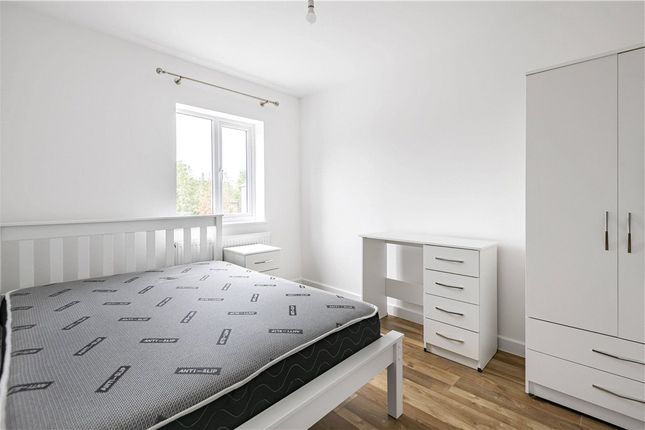 Room to rent in Canterbury Road, Guildford, Surrey