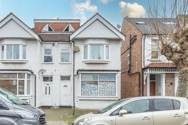 Thumbnail Studio for sale in Vaughan Road, Harrow