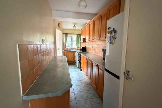 66, Stanford Gardens, Aveley photo 5