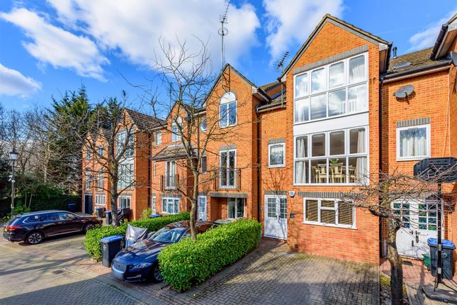 Thumbnail Town house for sale in Honeyman Close, London