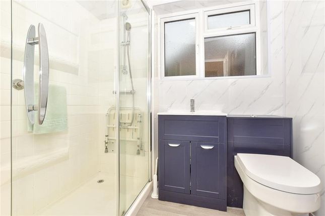 Craythorne Close, New Romney photo 4