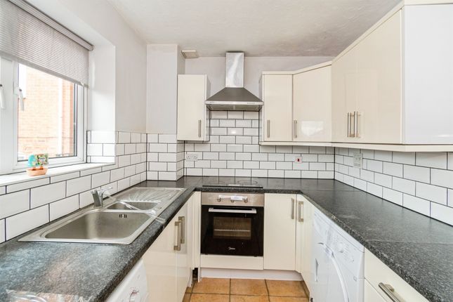 Flat 2, 15, Priory Avenue, Southampton photo 4