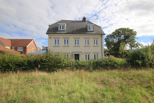 5-bed house on 1, St. James Way, Bedford, £625,000