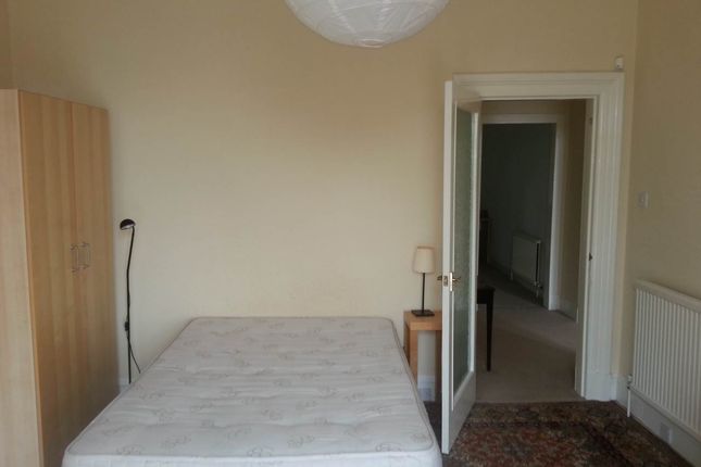 4 Hillcrest Road, Dundee photo 5