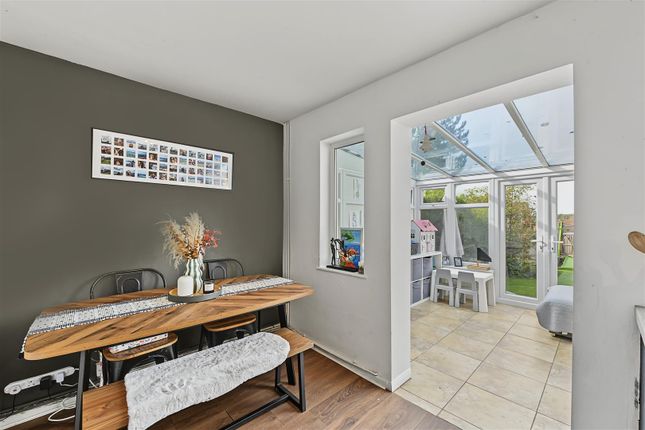 27, Porters Hill, Harpenden photo 4