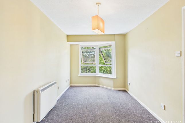 31, Andrewsfield, Welwyn Garden City photo 4