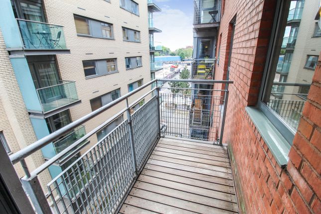 Apartment 14, Manchester photo 5