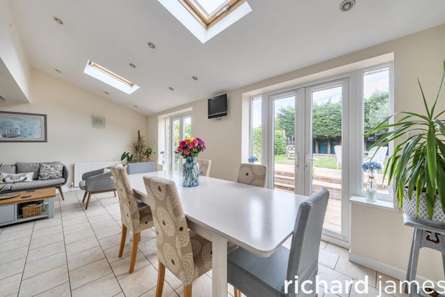 5, North Bank Rise, Royal Wootton Bassett photo 3