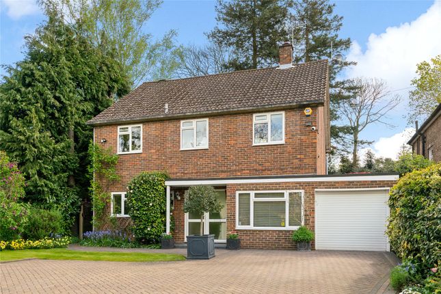 Thumbnail Detached house for sale in Brooklands Road, Weybridge, Surrey