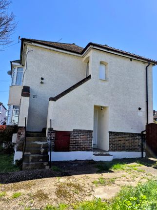 209, Cedar Road, Rochester photo 2