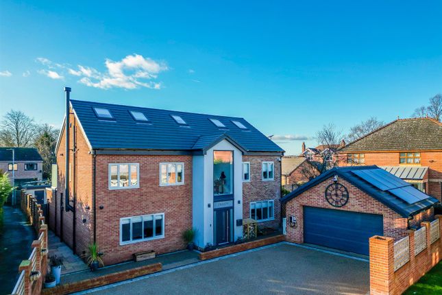 Thumbnail Detached house for sale in Woodthorpe Glades, Sandal, Wakefield