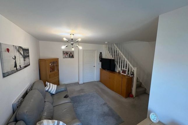 5 Long Barrow Mews, Navenby, LINCOLN photo 4