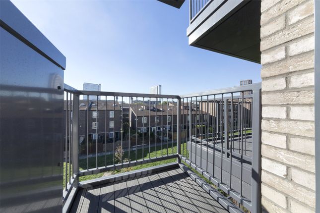 Flat for sale in Aurora Point, 277 Grove Place