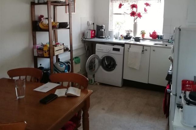 Flat 4, 23, Castle Gate, Newark photo 2