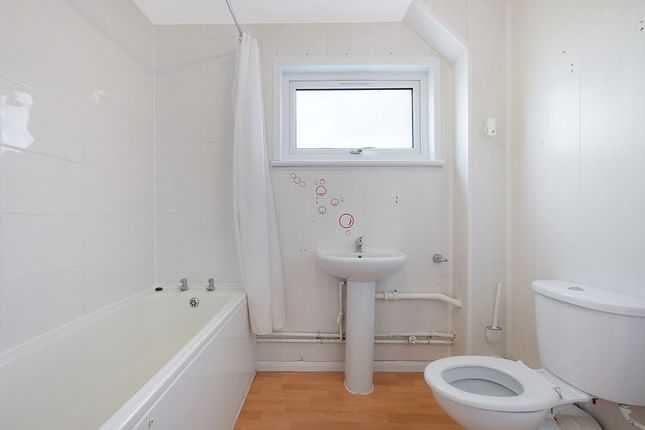 51, Mount Road, Chatham photo 4