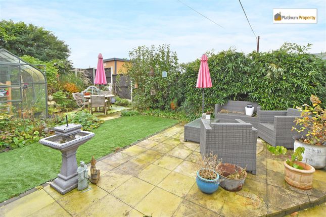 Town house for sale in Rookery Crescent, Cresswell