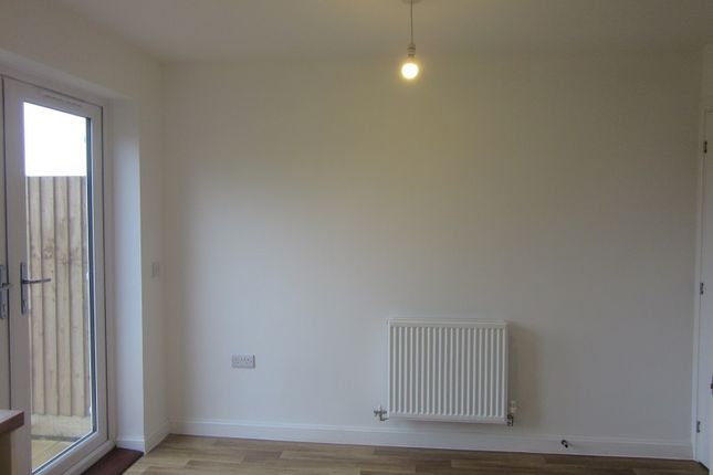 14 Vale Street, Pentrechwyth photo 3