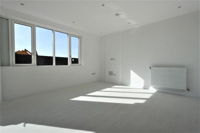 24, Dawson Apartments, 9 Kings Hill, London photo 2