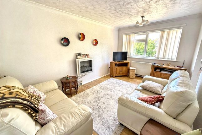9 Reynard Court,, Parkstone Road, Dorset photo 2