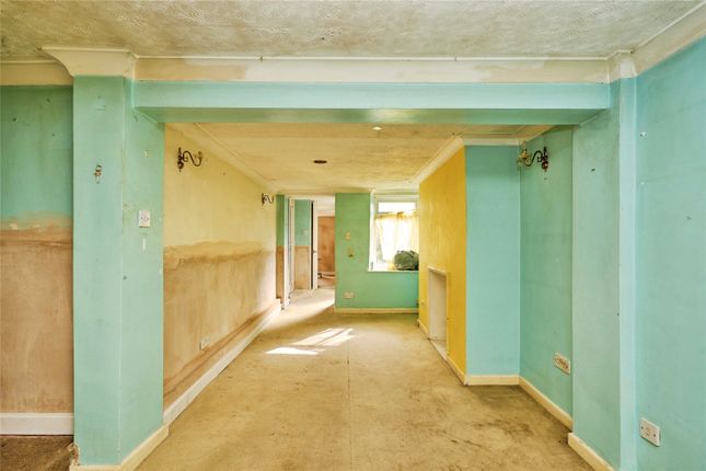 Flat 21, Suvretta House,, Grange Road, Isle of Wight photo 3
