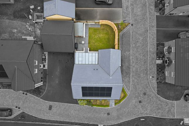 6 Field View, Milton Keynes photo 4