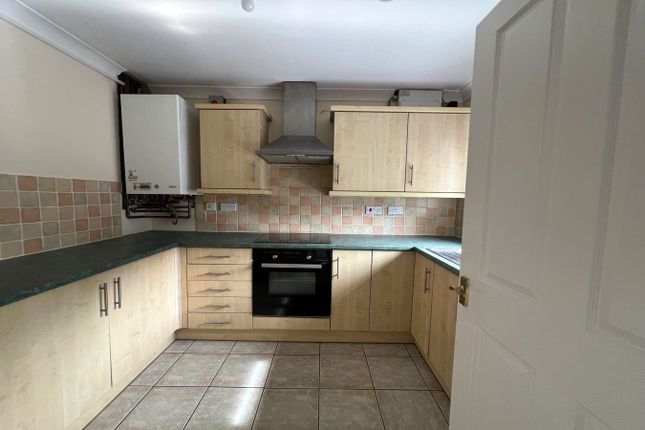 6, Llwyn Melin, Abergavenny photo 4
