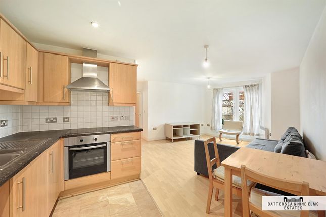 Flat 9, 230 Ferndale Road, London photo 4